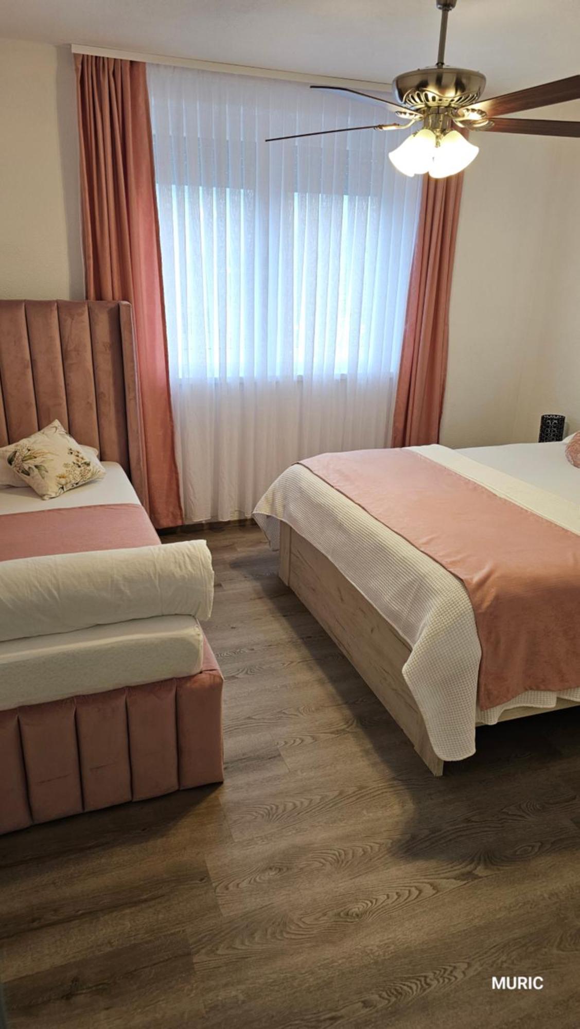 Apartmani Muric Lubiana Esterno foto